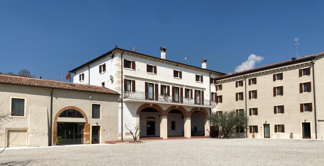 Verdeolivo 1876 - Apartments & Pool Mezzane di Sotto Zewnętrze zdjęcie
