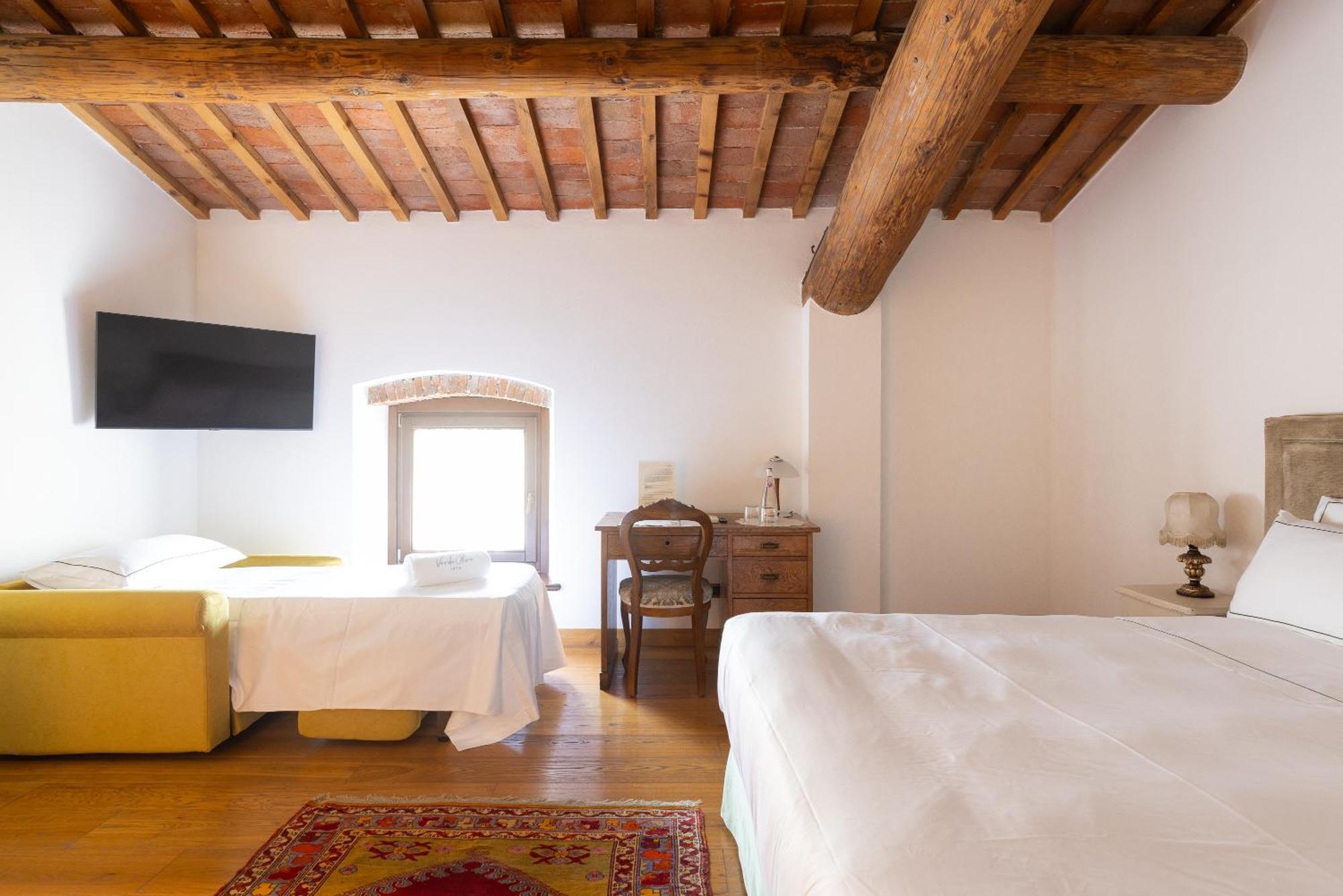 Verdeolivo 1876 - Apartments & Pool Mezzane di Sotto Zewnętrze zdjęcie