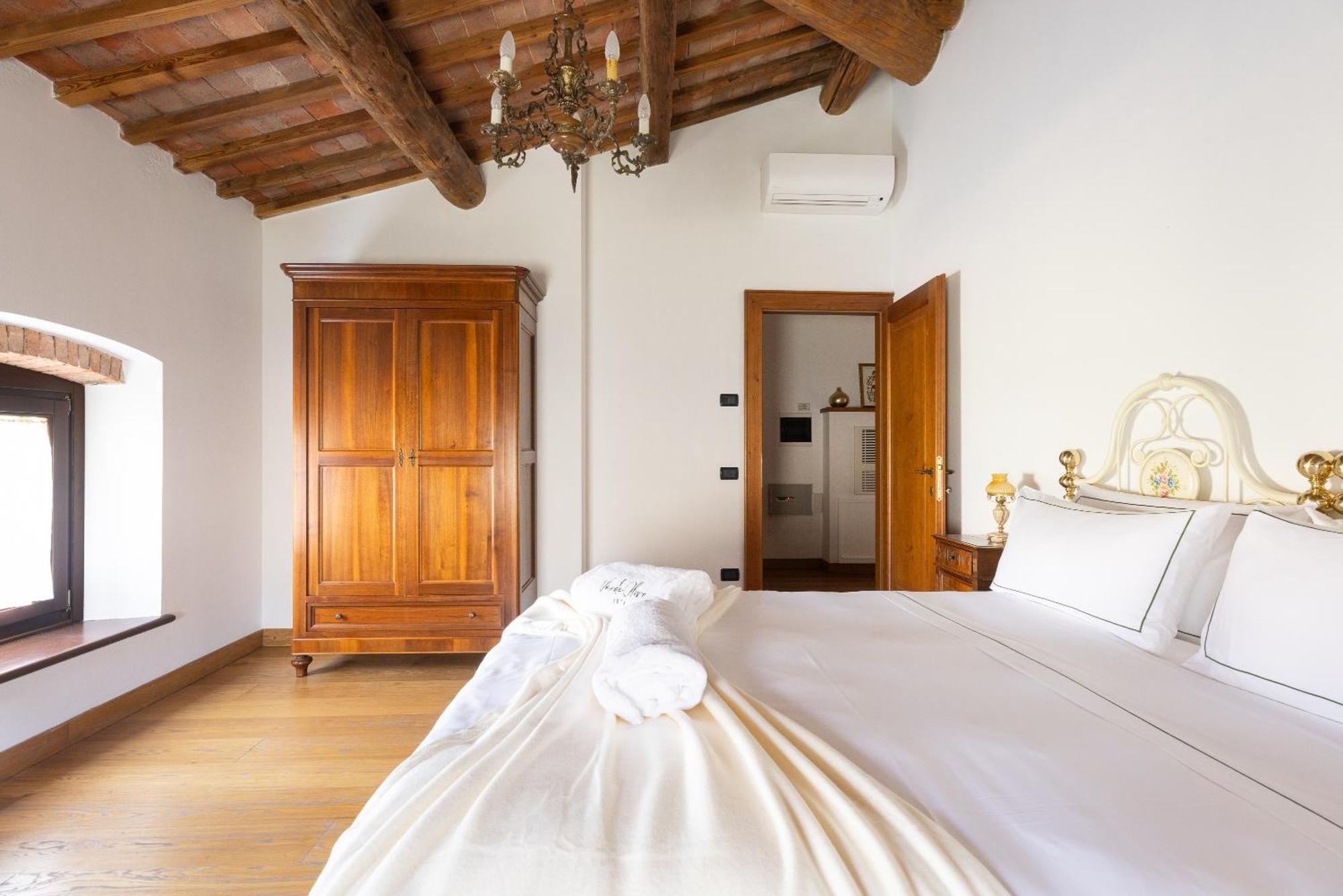 Verdeolivo 1876 - Apartments & Pool Mezzane di Sotto Zewnętrze zdjęcie