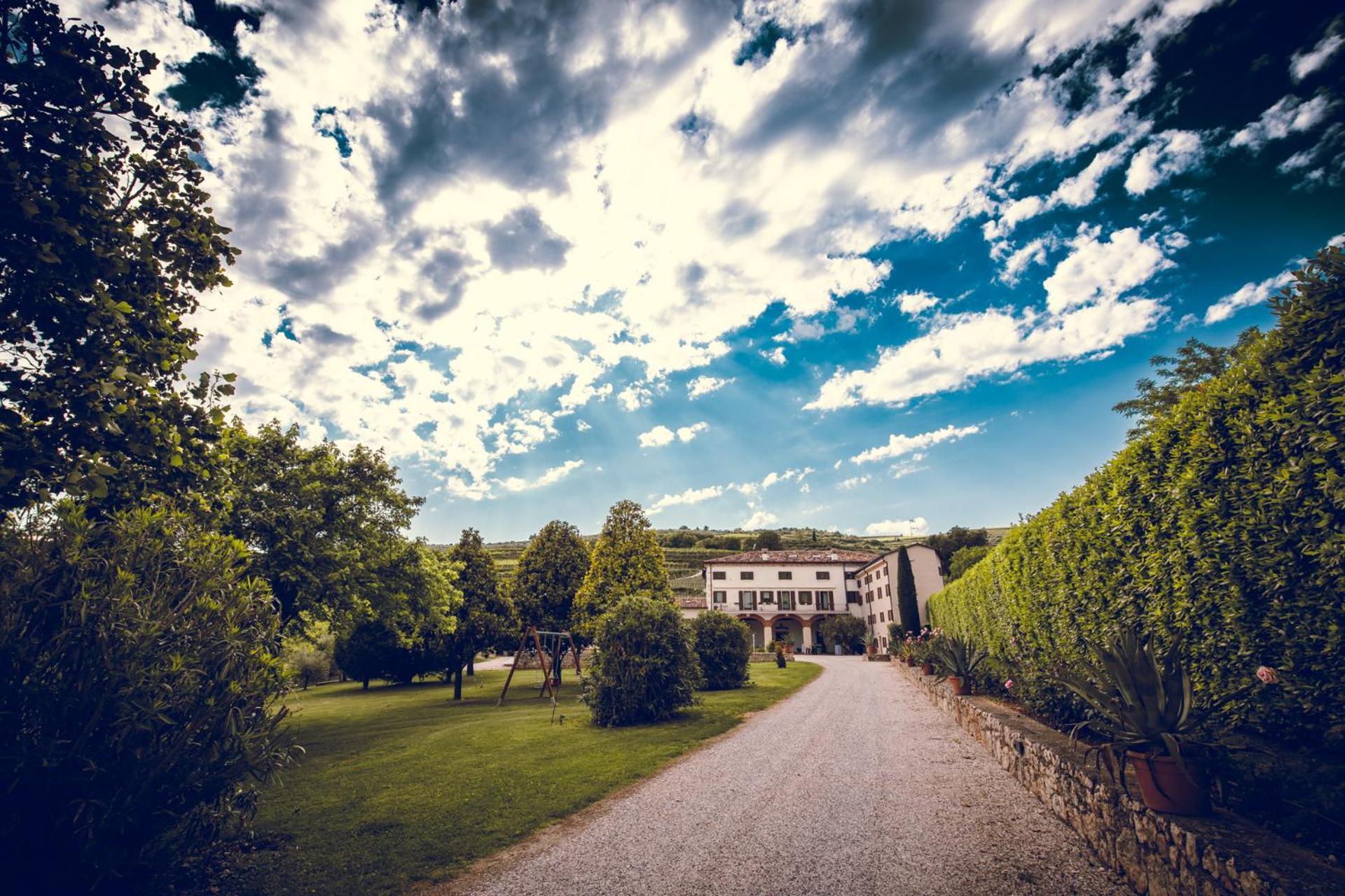 Verdeolivo 1876 - Apartments & Pool Mezzane di Sotto Zewnętrze zdjęcie