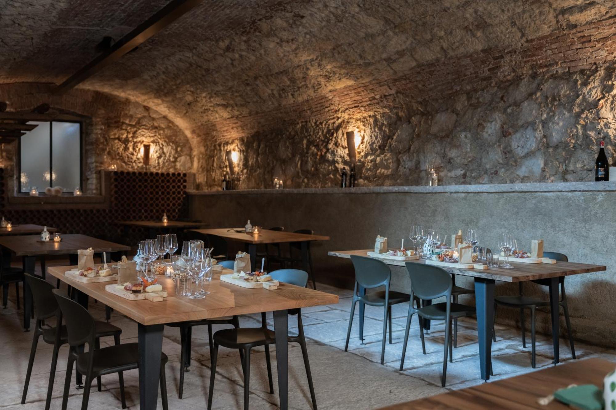 Verdeolivo 1876 - Apartments & Pool Mezzane di Sotto Zewnętrze zdjęcie