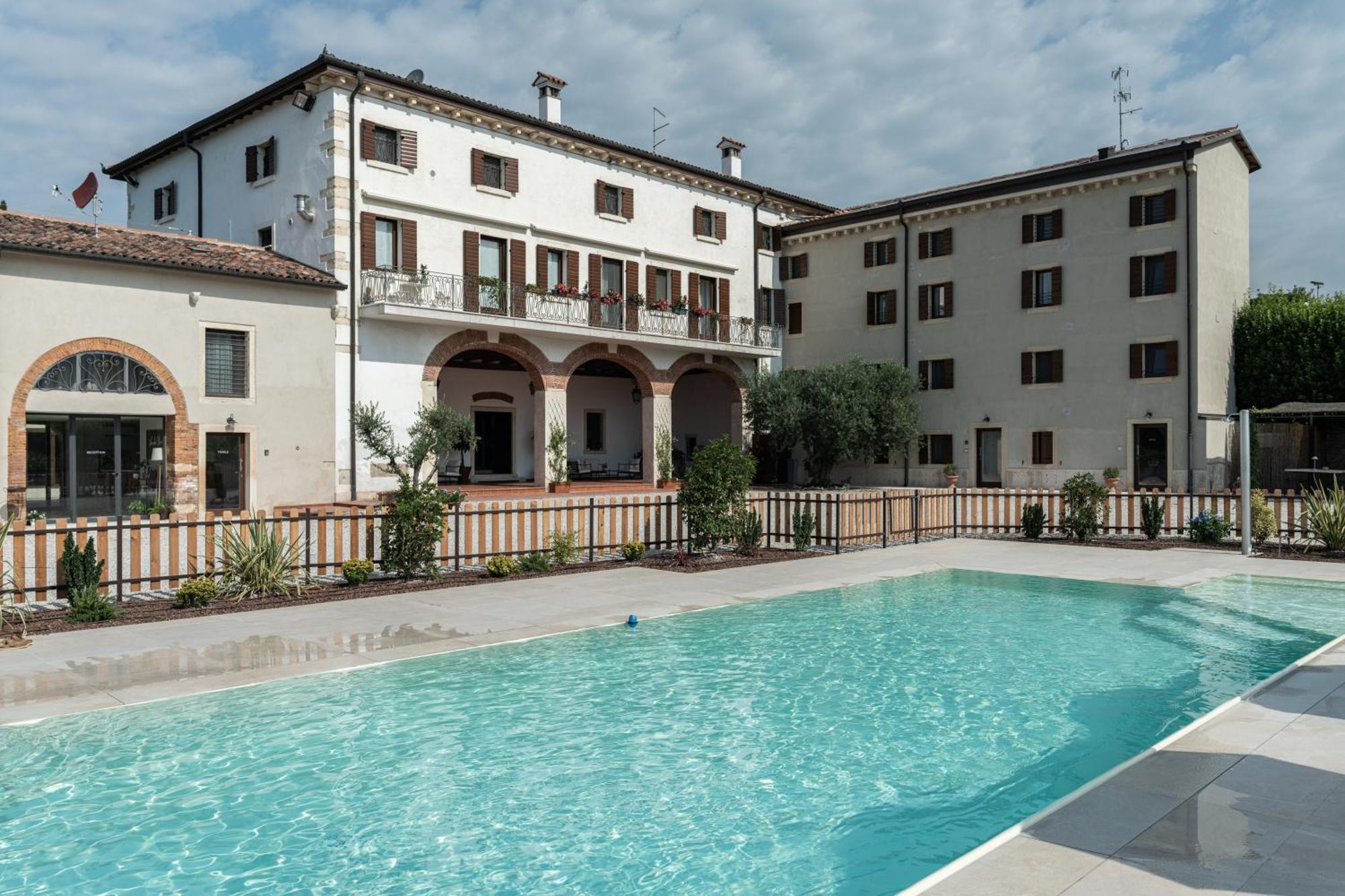 Verdeolivo 1876 - Apartments & Pool Mezzane di Sotto Zewnętrze zdjęcie